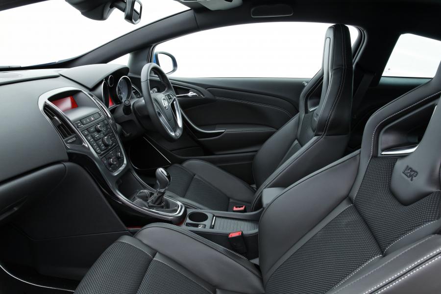  Vauxhall Astra VXR 2012 года  (фото 196 из 274)
